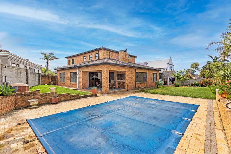 5 Bedroom Property for Sale in Kleinbron Estate Western Cape